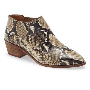 Madewell  Chelsea Snake Embossed Ankle Boots NEW!